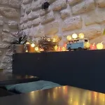 Hostel Plug Montmartre By Hiphophostels *