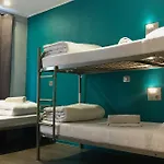 Hostel Plug Montmartre By Hiphophostels