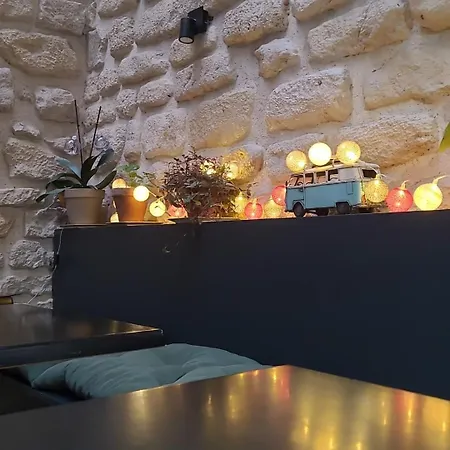 Ostello Plug Montmartre By Hiphophostels *