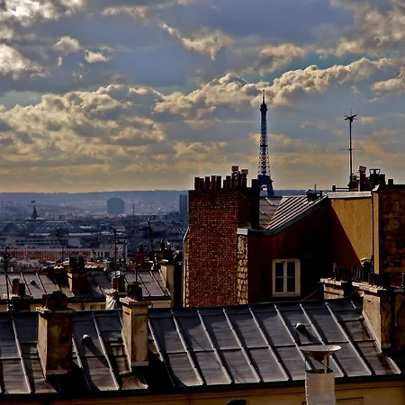 Ostello Plug Montmartre By Hiphophostels Parigi