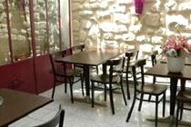 Plug Montmartre By Hiphophostels