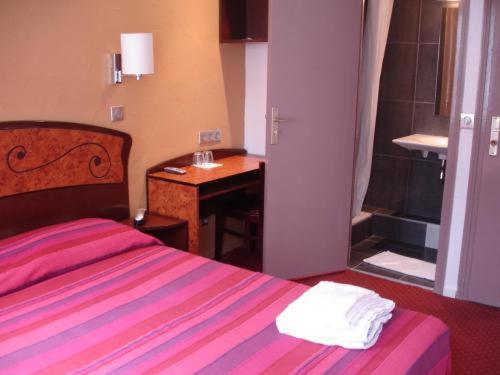 Hostel Plug Montmartre By Hiphophostels Paris