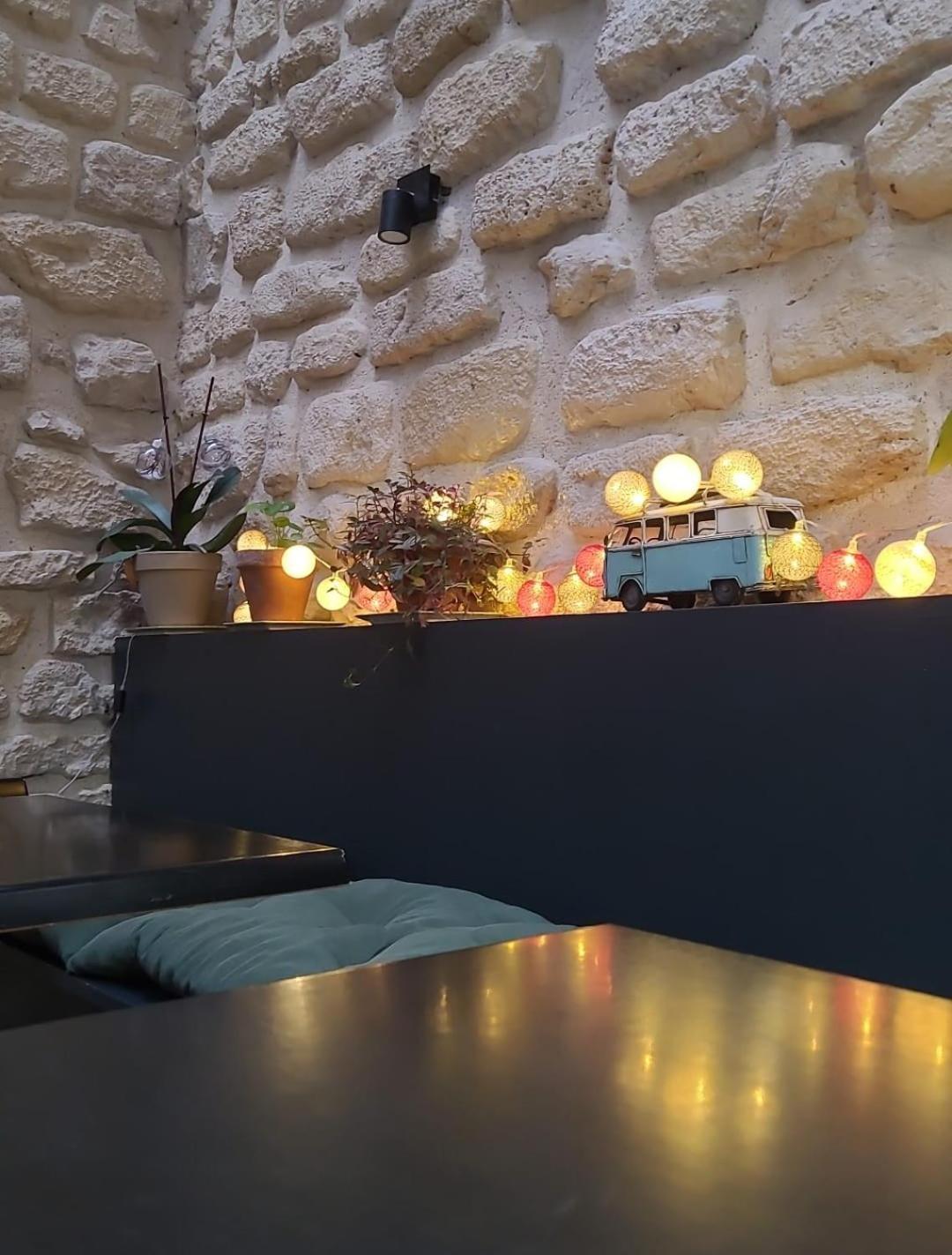 Hostel Plug Montmartre By Hiphophostels *