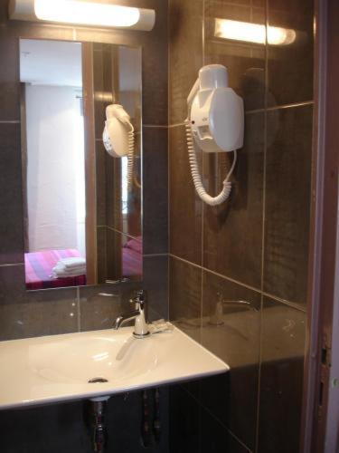 Hostel Plug Montmartre By Hiphophostels *